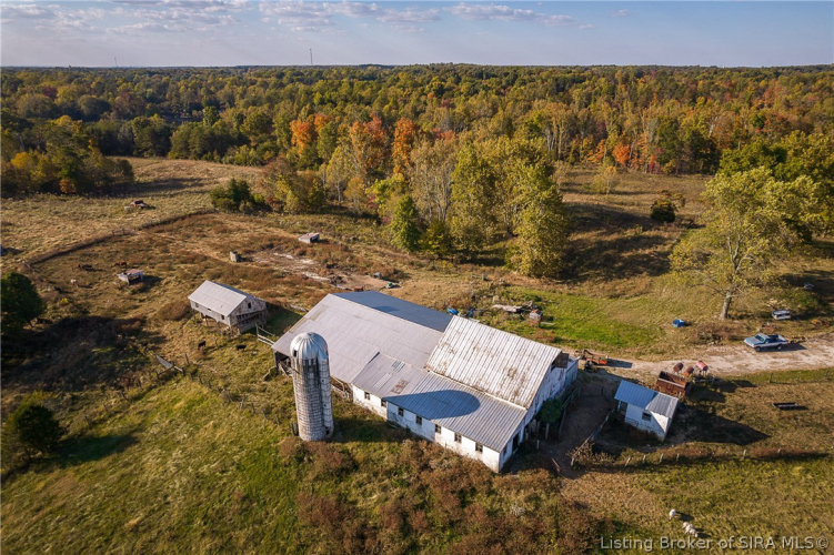 Listing Image 44