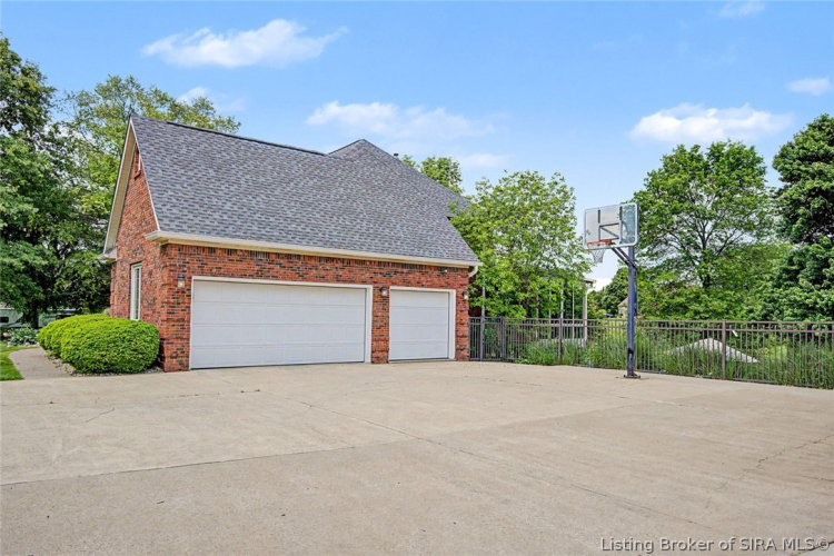 Listing Image 62