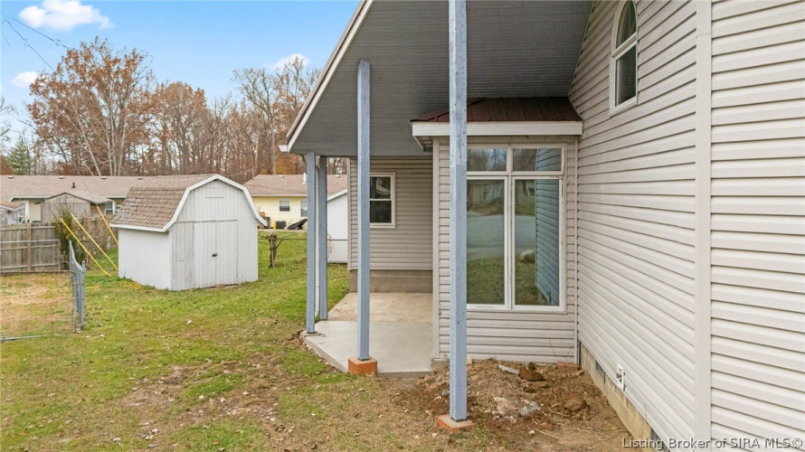 Listing Image 6