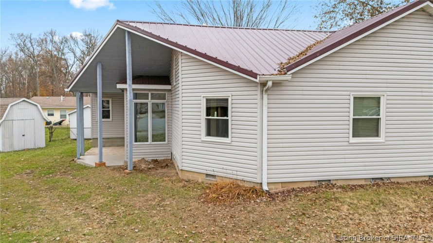 Listing Image 7