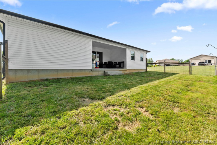 Listing Image 44