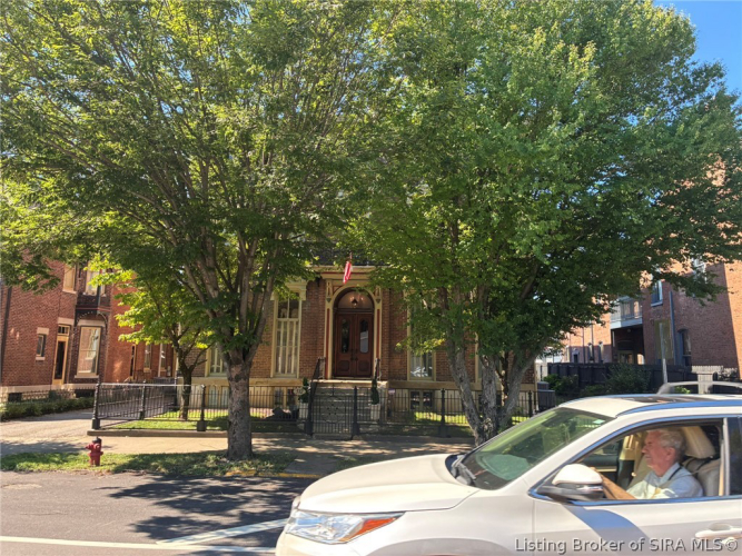 Listing Image 16