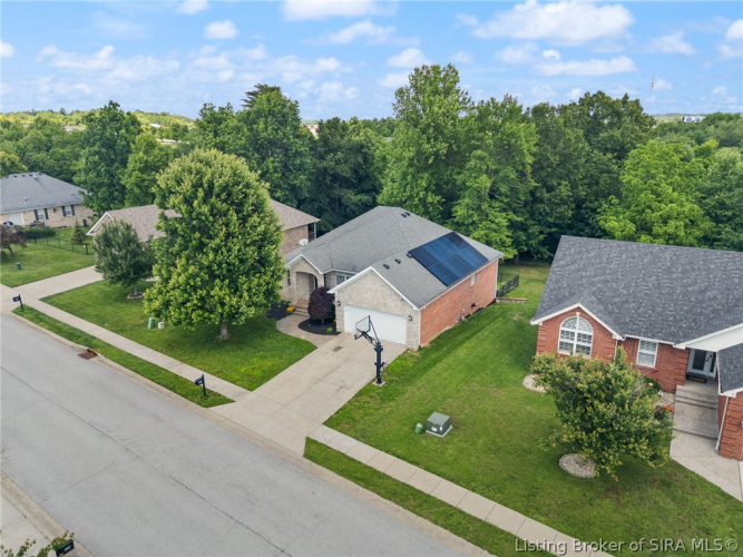 Listing Image 14