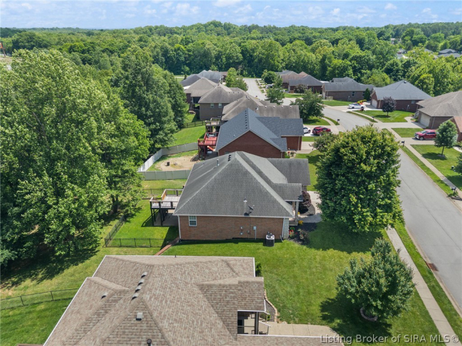 Listing Image 16