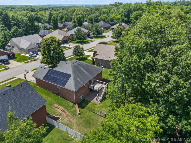 Listing Image 17