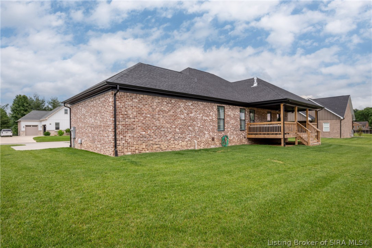Listing Image 44
