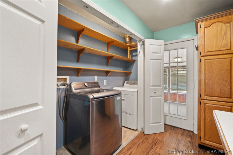 Listing Image 15
