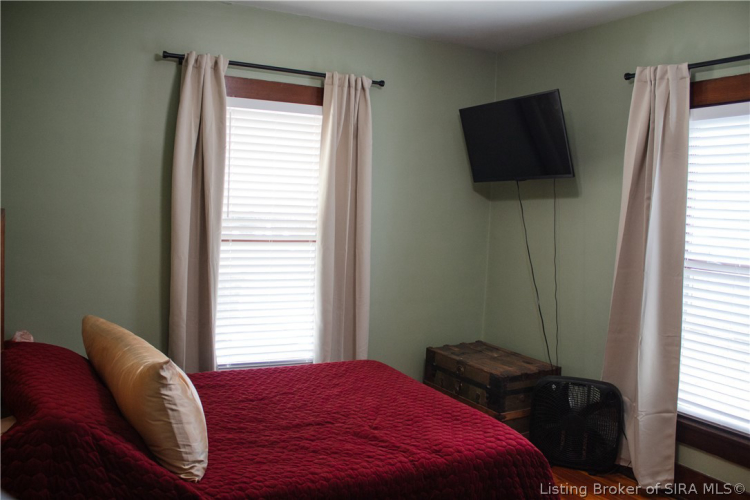 Listing Image 19