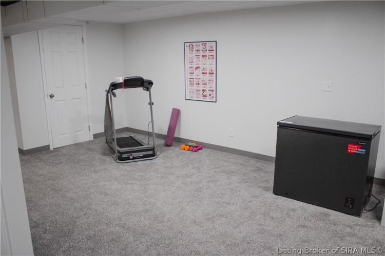 Listing Image 24