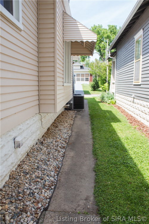 Listing Image 49