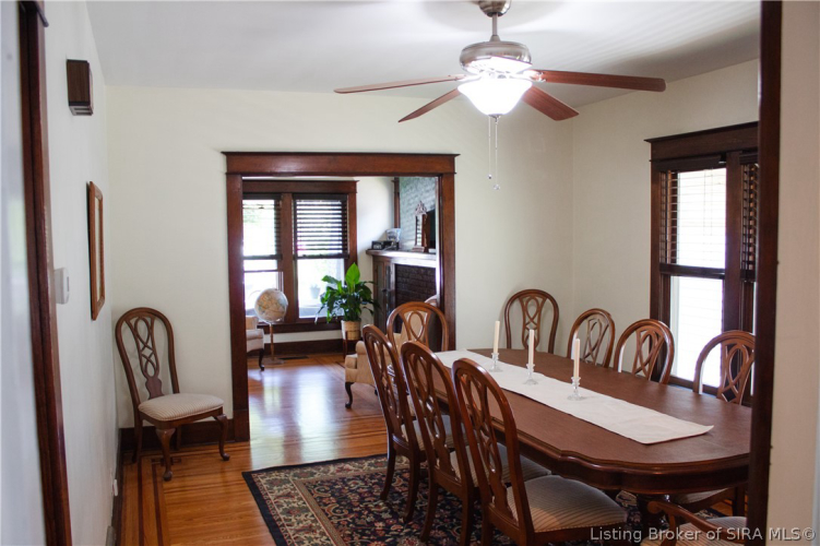 Listing Image 10