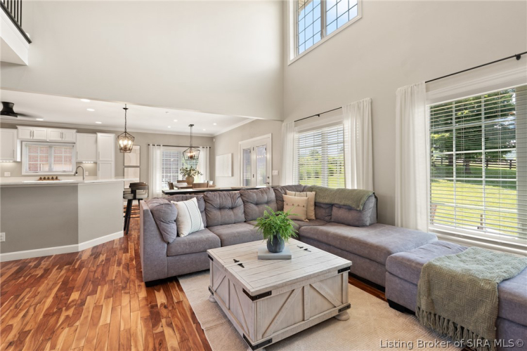 Listing Image 19
