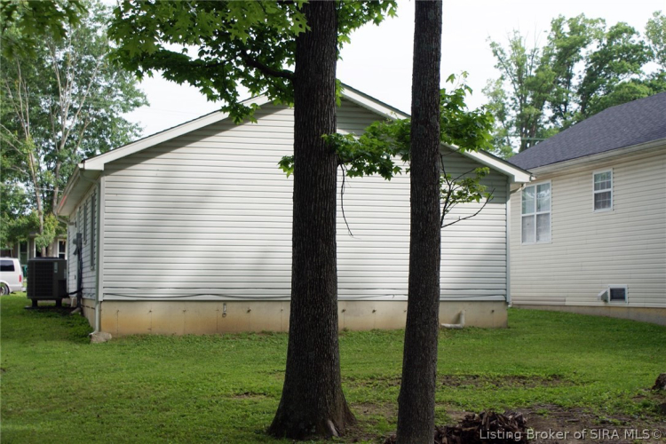 Listing Image 28