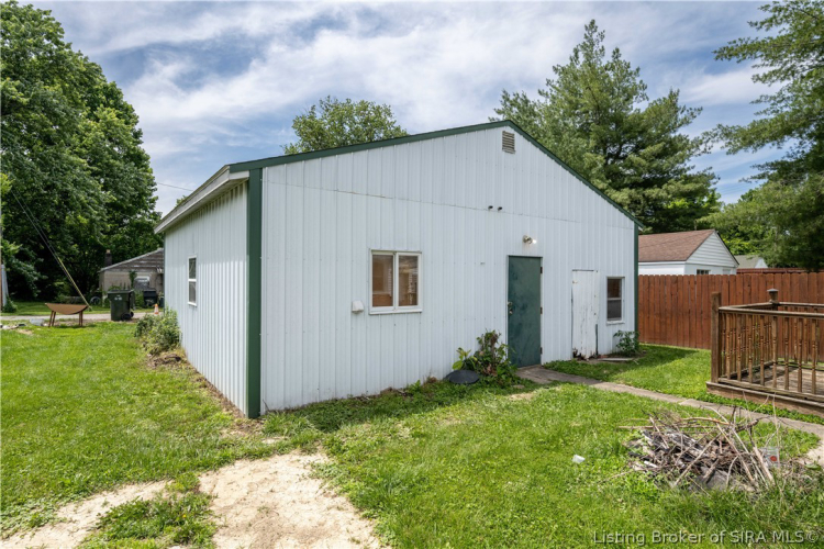 Listing Image 28
