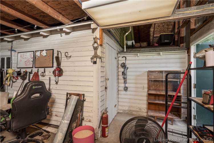 Listing Image 32