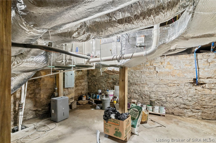 Listing Image 35
