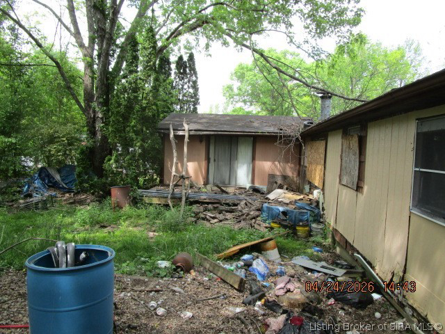 Listing Image 5