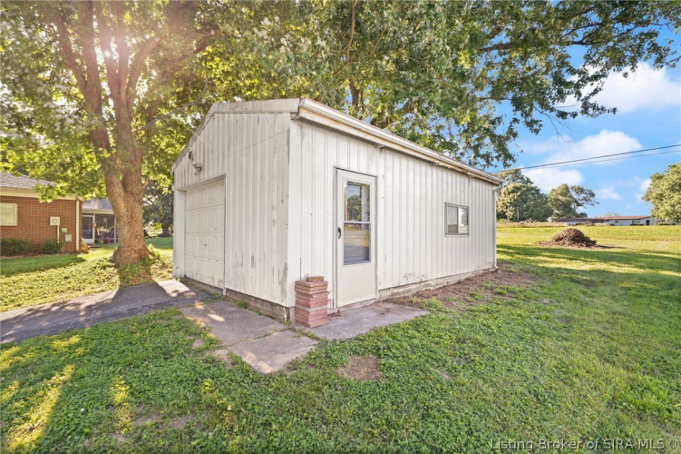 Listing Image 2