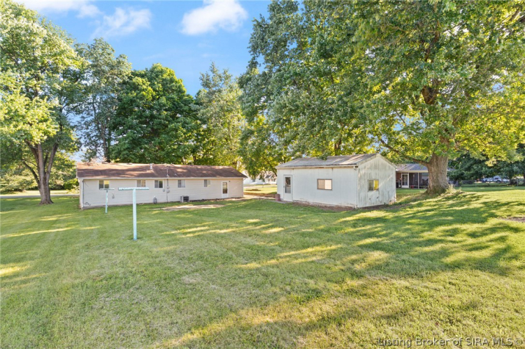 Listing Image 12