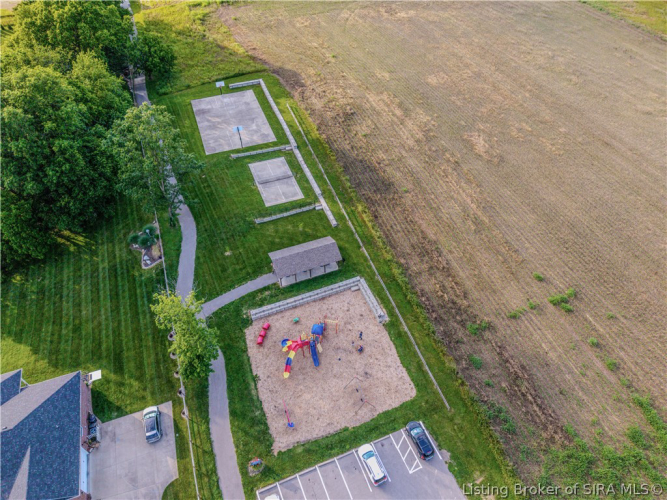 Listing Image 41