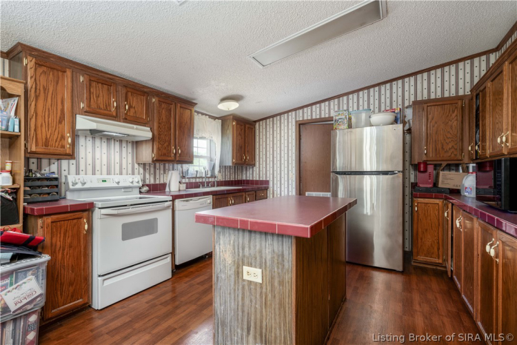 Listing Image 9