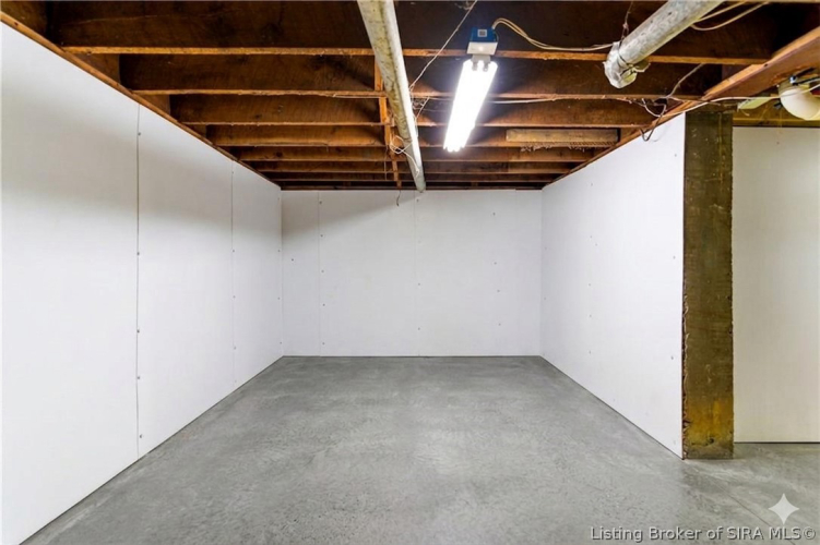 Listing Image 23