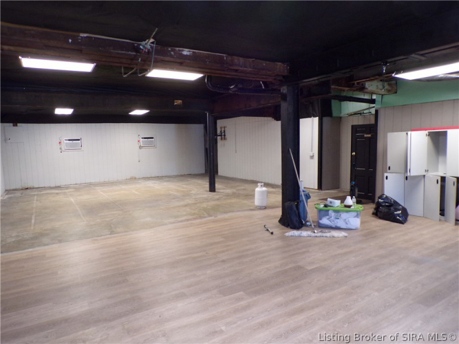 Listing Image 22
