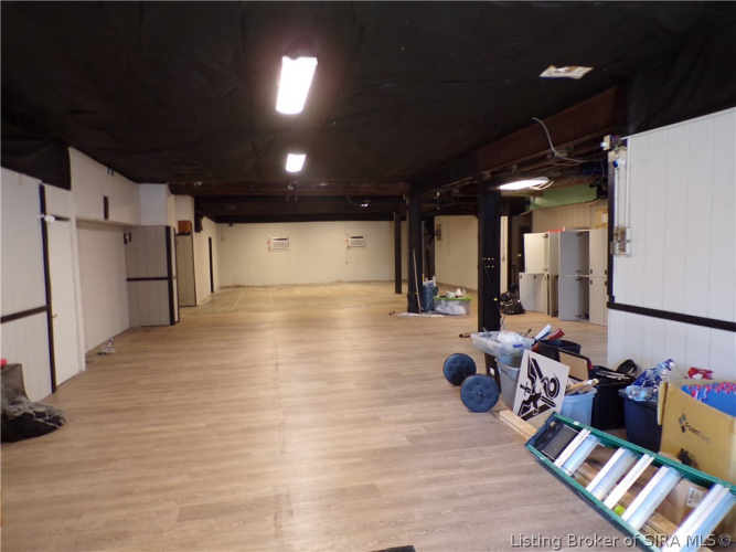 Listing Image 28
