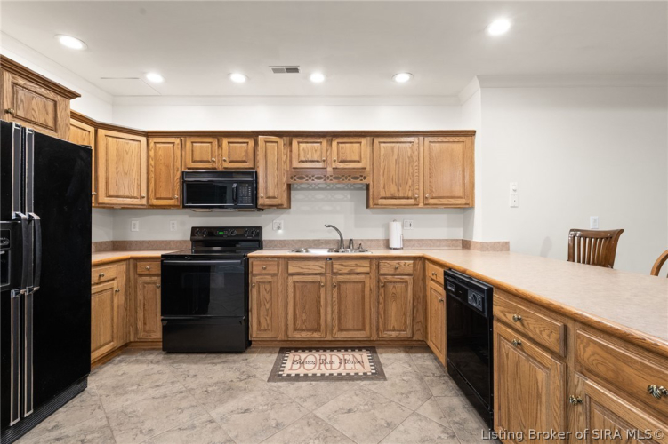 Listing Image 81