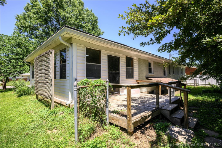 Listing Image 9