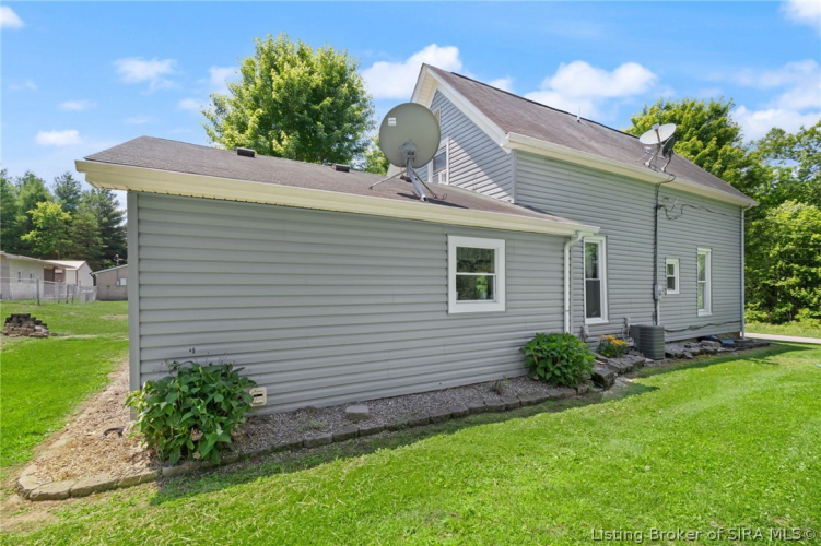 Listing Image 26