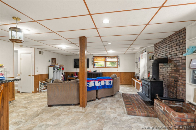 Listing Image 43
