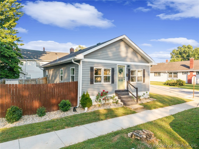 Listing Image 2