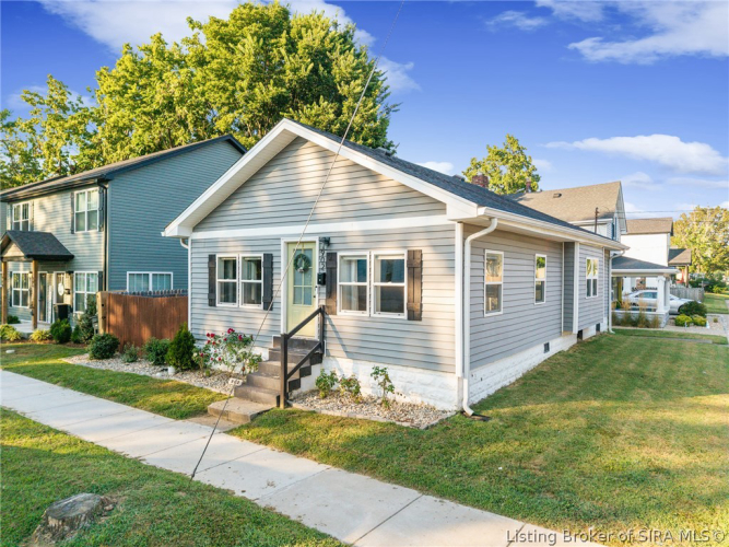Listing Image 3