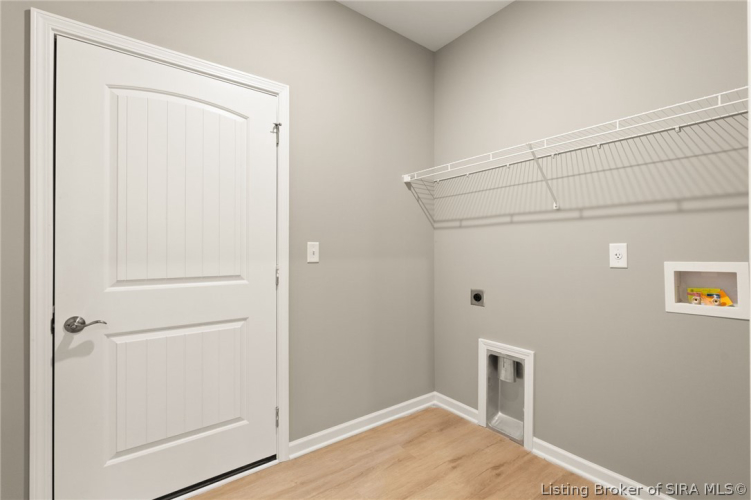 Listing Image 16