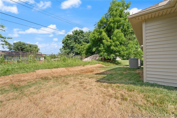 Listing Image 32