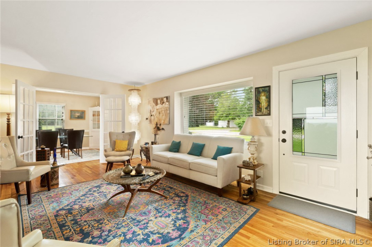 Listing Image 14