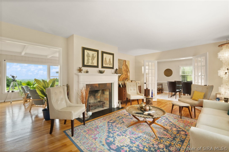 Listing Image 15