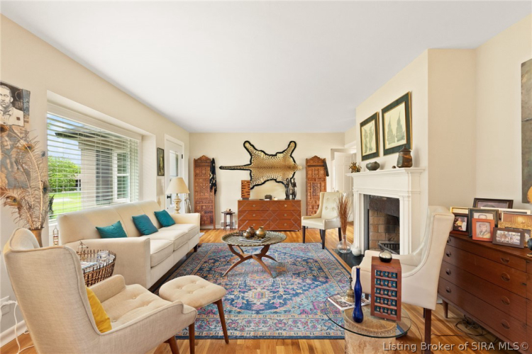 Listing Image 16