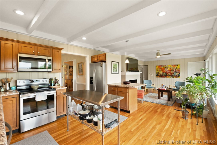 Listing Image 21