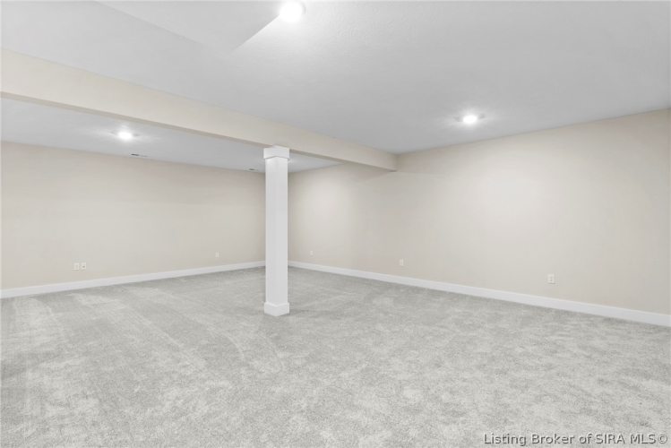 Listing Image 44