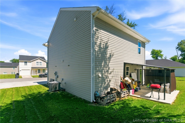 Listing Image 32