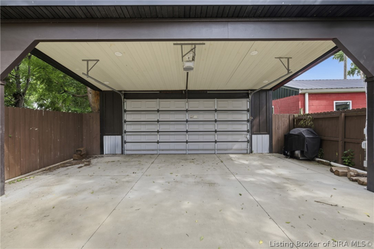 Listing Image 37