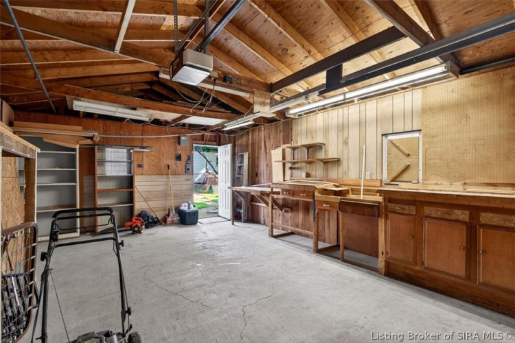 Listing Image 13