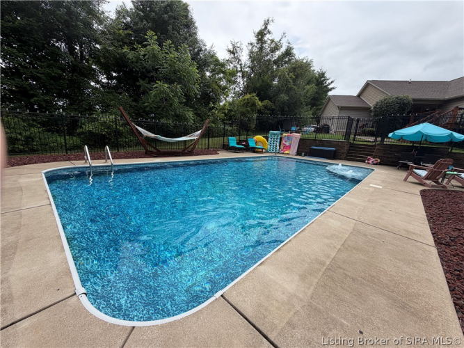 Listing Image 64
