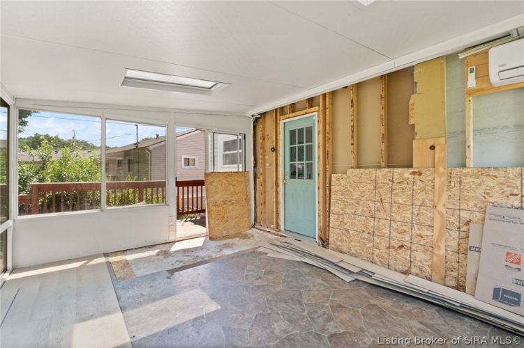 Listing Image 42