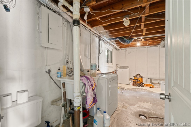 Listing Image 45