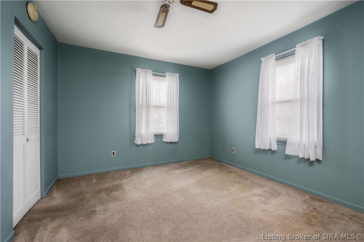 Listing Image 32