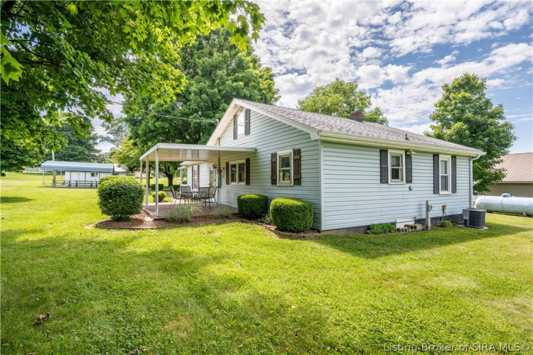 Listing Image 9