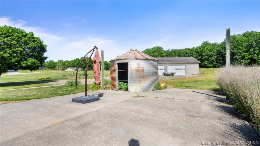Listing Image 57